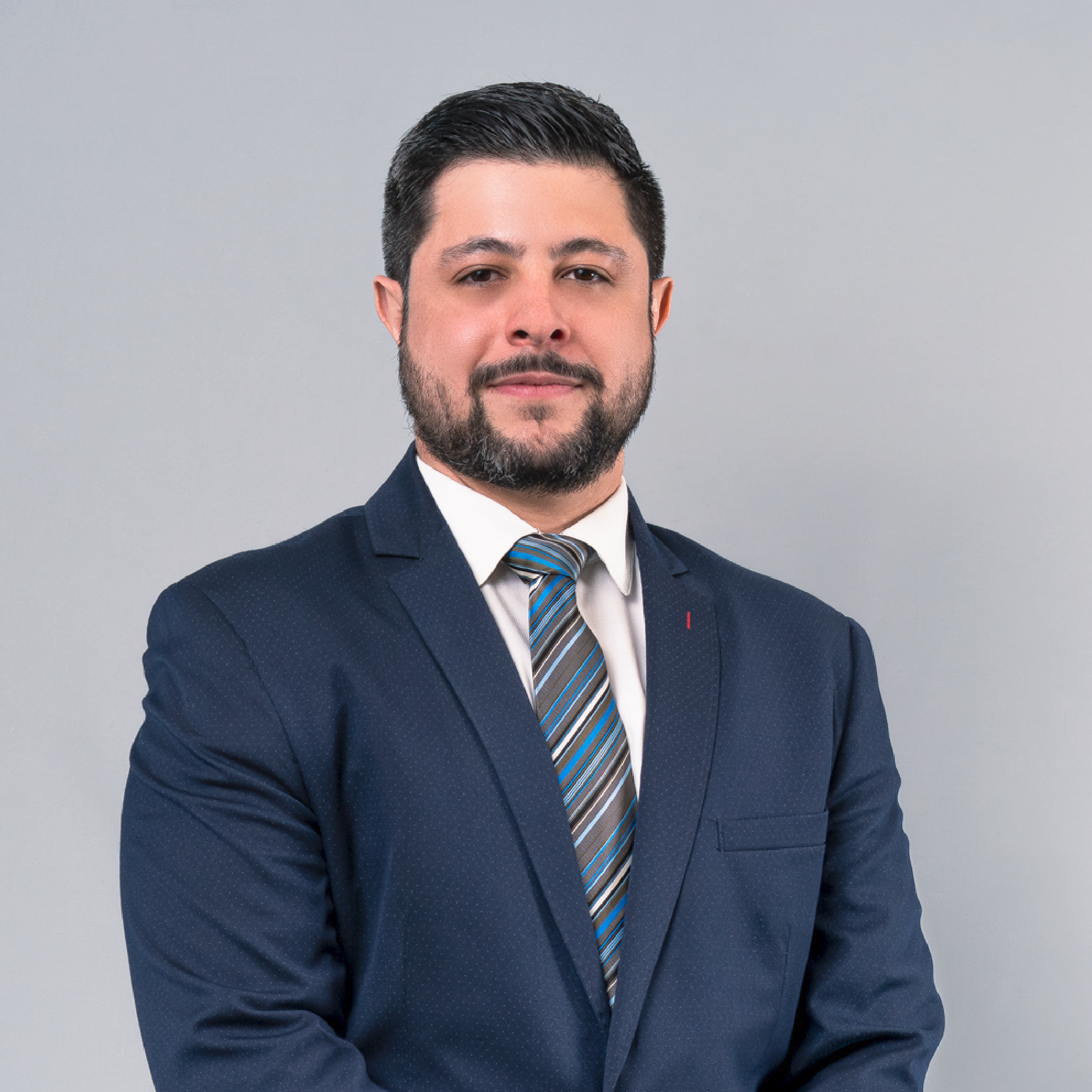 fotos abogados cuadradas 04